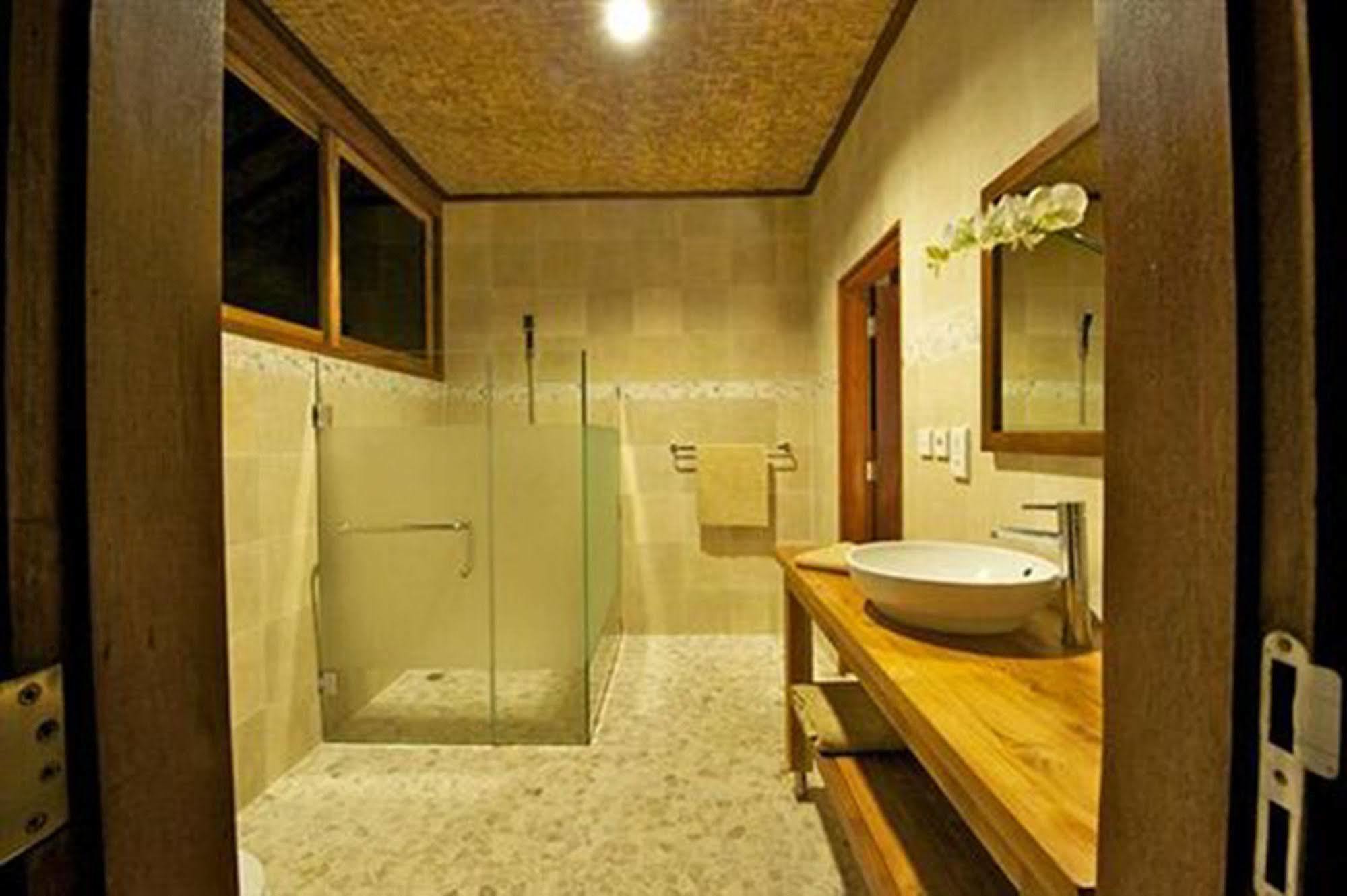Three Monkeys Villas Pecatu Exterior foto